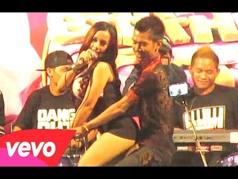 GALA GALA - Dangdut Koplo Hot Saweran - UUT SELLY Terbaru - Folk Music [HD