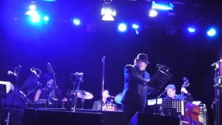 VAN MORRISON AND HIS BAND PERFORM  - PLAYHOUSE