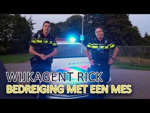 Politie - Op pad met wijkagent Rick - Melding bedreiging met een mes, vrachtwagen met klapband.
