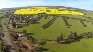 preview picture of video 'Aerial view of Spencers Brook in winter'