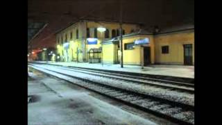 preview picture of video 'Annunci alla Stazione di Figline Valdarno'