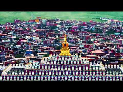 Yarchen Gar Monastery - A renowned Larung Gar Buddhist Academy