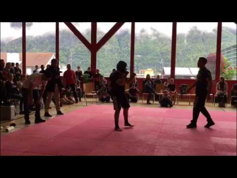 14years-old MMA-fighter wins!