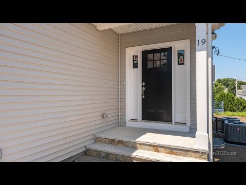 19 Maple St, Stoneham MA - Kim Covino - Tel 781-249-3854