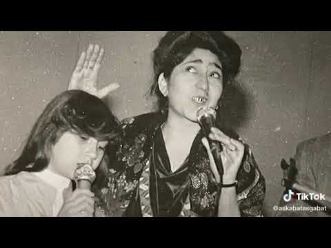 Gülşat Gurdowanyñ kiçijek wagty aýdym aýdyşy