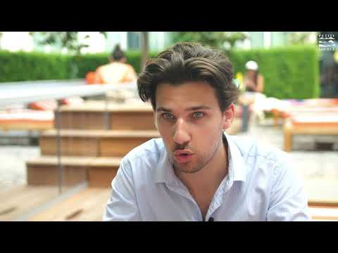 Petite Source x The Hoxton Paris – Interview croisée du Directeur Général et du Superviseur F&B