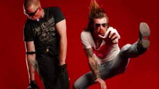 Eagles Of Death Metal - Wannabe in L.A.