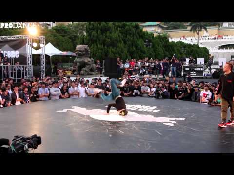 Skim vs Taisuke | Red Bull BC One Asia Pacific Final 2014
