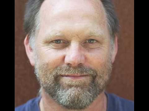 download lagu mp3 mp4 Bram Vermeulen Een Doodgewone Jongen, download lagu Bram Vermeulen Een Doodgewone Jongen gratis, unduh video klip Bram Vermeulen Een Doodgewone Jongen