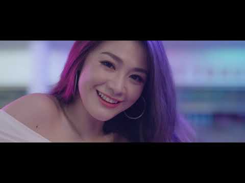 Team 143 - Mat Mat (မတ်မတ် ) (Official Music Video)