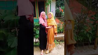 Download lagu kembar Siam mp3