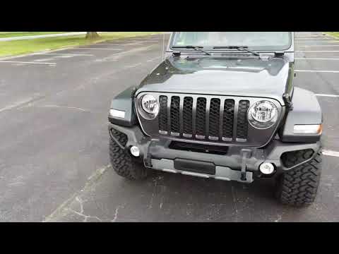 Rugged Ridge Venator Installed