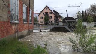 preview picture of video 'Hochwasser Weikersheim 02 Juni 2013 -HD'