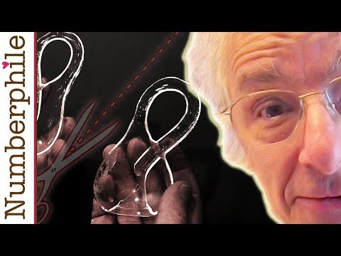 クラインボトルを半分に切る - Numberphile (Cutting a Klein Bottle in Half - Numberphile)