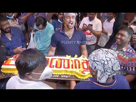 Huge Cake of "Annatha" Rajinikanth Movie - The big celebration of Rajinikanth Fans