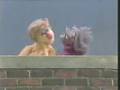 Classic Sesame Street Scratch My Back