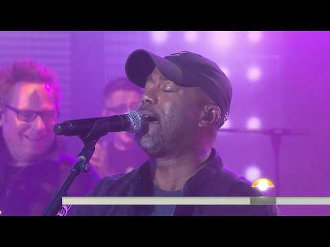 Hootie & the Blowfish perform 'Let Her Cry' live