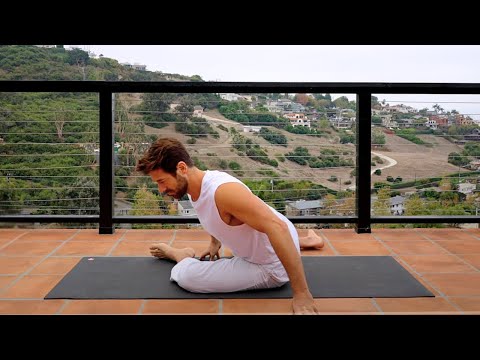 12 Minute Hip Mobility Routine (FOLLOW ALONG)