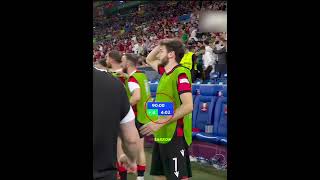 Kvara Respects Ronaldo🥹