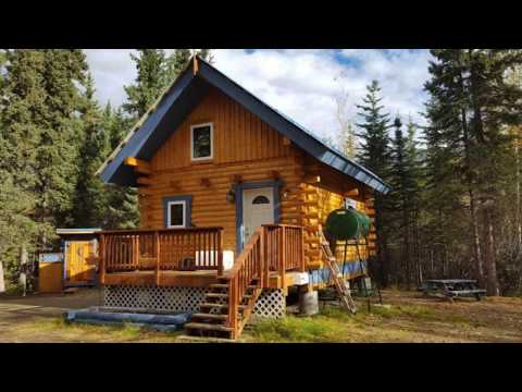 Dreaming of a Log Cabin? Try out This 16x20 Cozy Log Home