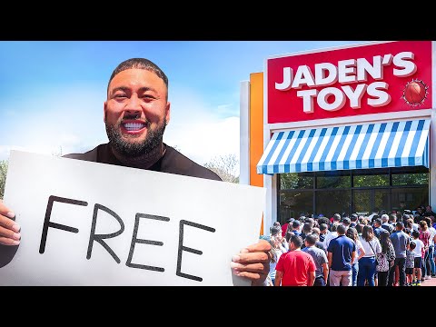 I Opened a Free Toy Store for Christmas