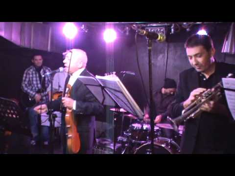 TODOR KOLEV - Pesen za lyubimia grad (Live @ Stroeja, Sofia - 24 November 2011)