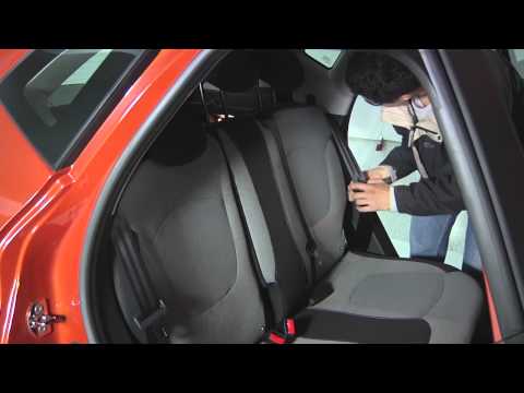 Renault Captur. Modelo 2013. Proceso para quitar y poner la funda de los asientos