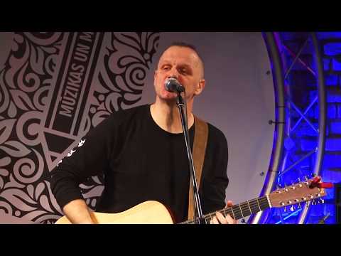 Kaukuļu ģimene - Vēls pavasaris (BILDES 2017)