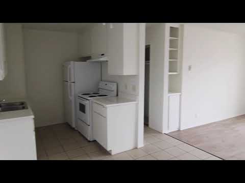 PL8528 -  Upper 1+1 Apartment For Rent (Santa Monica)