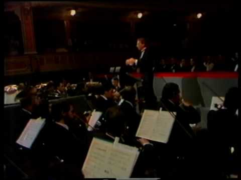 OTI 85 El Salvador - El vendedor de canciones - Oscar Alejandro