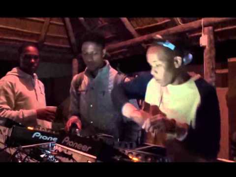 VUT DJ  SOCIETY  DJ CUTE    MAKOBE RES REDBULL