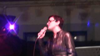 Arisa - Lodi (10) - Tu vuò fà l&#39;americano - 7 Maggio 2011