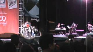 Cyndi Lauper LIVE Singing &quot;I&#39;m Just Your Fool&quot;