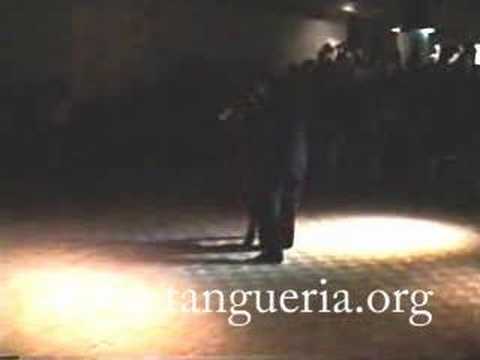  Pepito Avellaneda  and  Suzuki de Souza  are  dancing  to  the  tango  "  Asi Se Baila El Tango  "