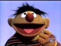 Sesame Street Ernie Counts Balloons