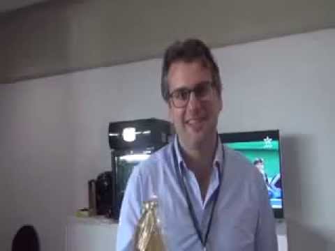 David Massey lors de sa visite au complexe Al Amal