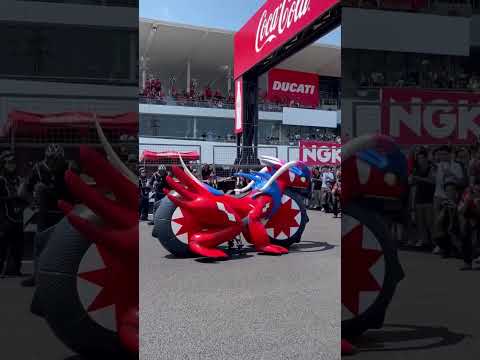 Aleatorio: La motocicleta Koraidon de Pokémon de Honda se ve ridícula en la práctica