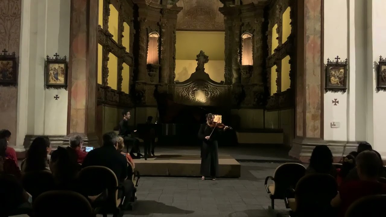 Violin Concerto in A Minor (1º movimento) – Antonio Vivaldi | Ágatha Fortes