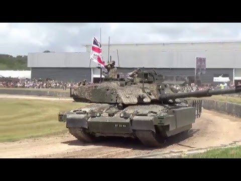 Challenger 2 "Megatron" Tankfest 2015