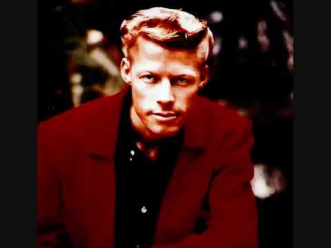 Jody Reynolds - Endless Sleep (1958) - YouTube#t=14.mp4