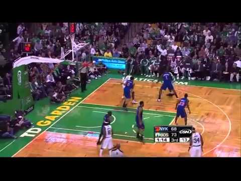 Rajon Rondo puts up 10 points, 10 rebounds, and 24 assists (Career High in Assist)