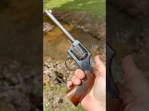 I.J Target Sealed 8 .22 Cal 8-Shot Revolver