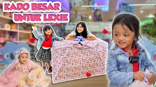 Download lagu DANISA BELI KADO JUMBO UNTUK ADIK LEXIE BARENG KAK DINAR😍 #viral #trending mp3