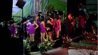 preview picture of video 'entrada concursantes mis salas 2012-ica-peru'
