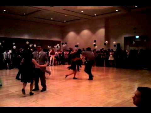 Fanime 2011 - Black & White Ball Swing Mixer