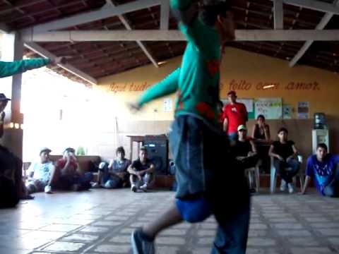 (É NOIS CreW)bboy suicida e bboy joker  VS  (perfect style crew)bboy soul e bboy trade