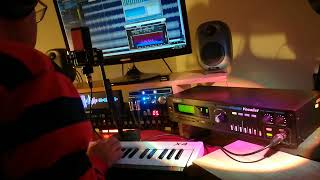 Video thumbnail for Digitech Studio Vocalist Harmony Processor PreSonus iTwo MidiPlus X4mini | Superteclados.com by Superteclados