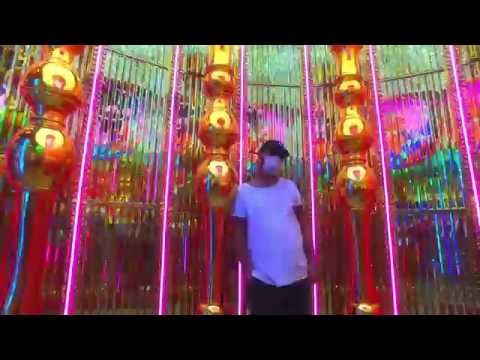Video thumbnail for Méfiant