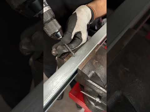 VIDEO    - Punzón automático