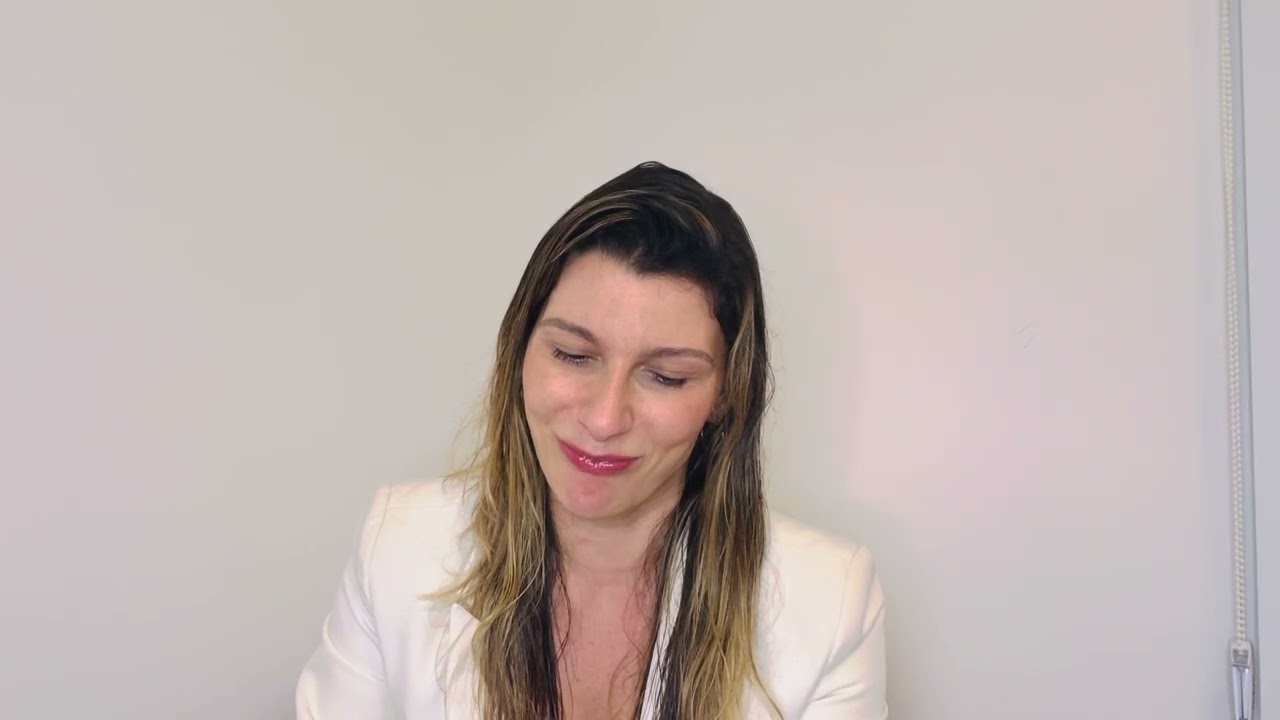 Isabela Ferrari - The Machine of Chaos: Data analysis, cheap dopamine and our daily lives